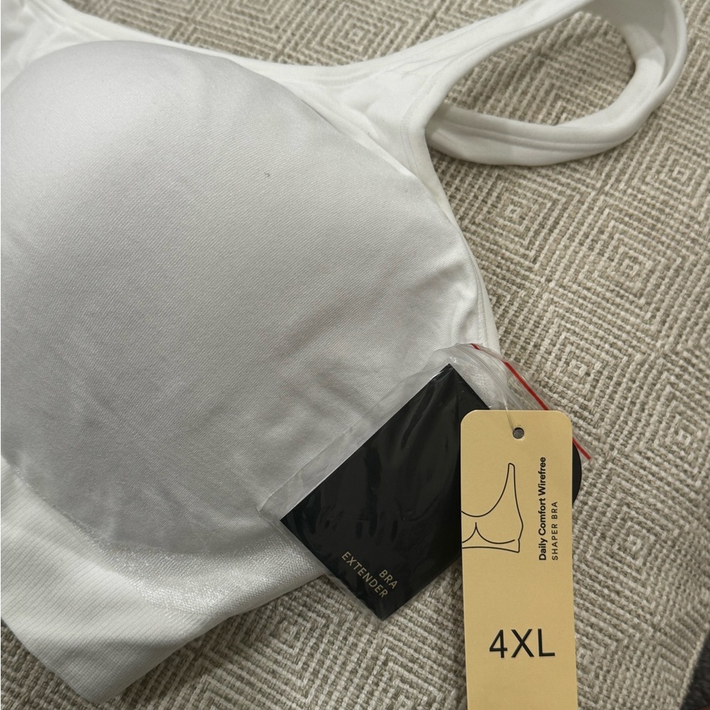 WHITE 4X Shapermint Truekind wirefree bra